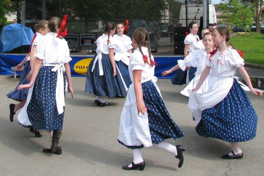 170 JAROŠÁČEK Mělník - dětský foklórní soubor