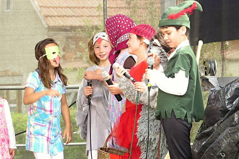 066 Karkulka - dětský dramatický kroužek Vraňany 24.5.2014