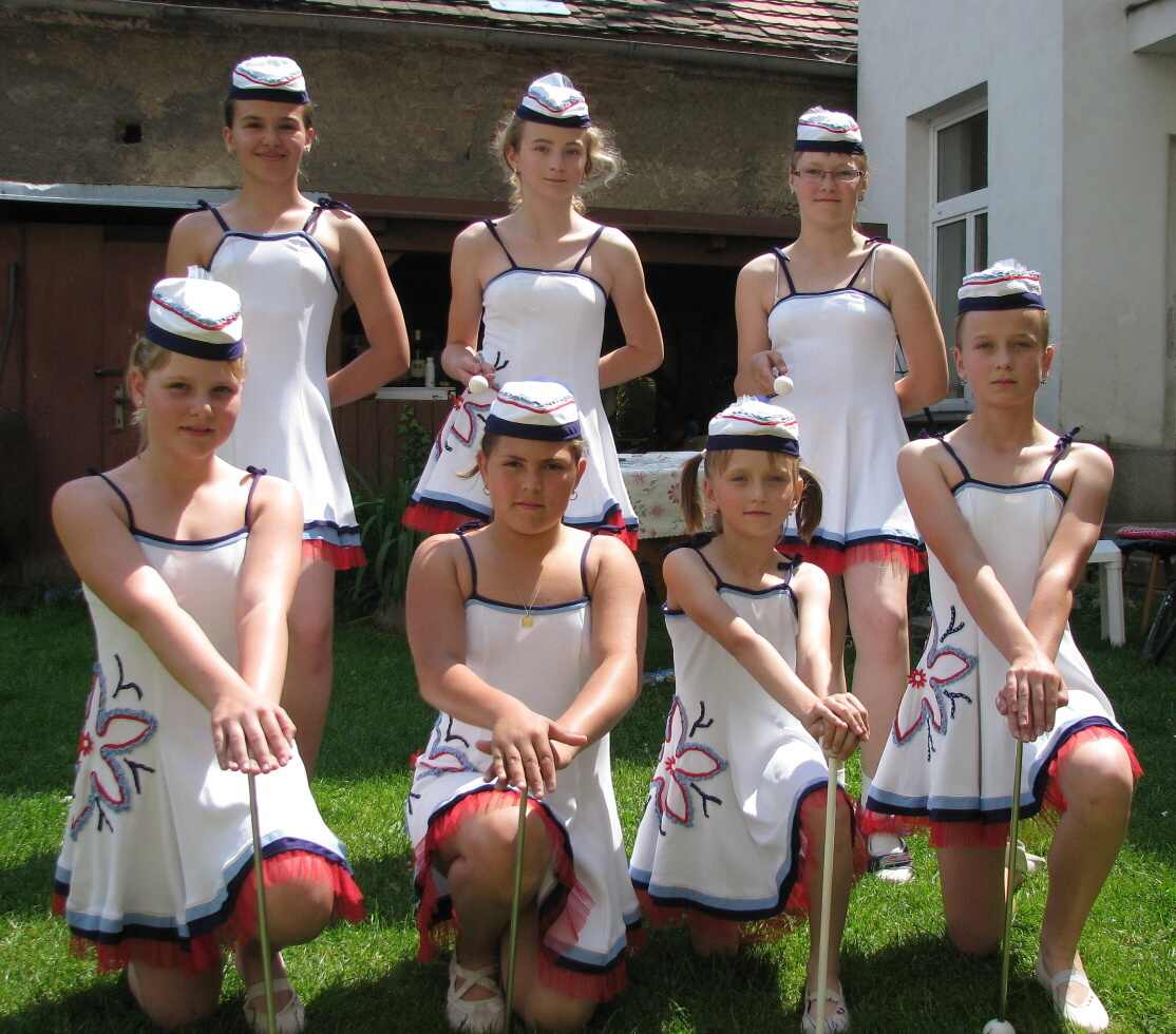 001 Mažoretky-ZŠ Ledčice