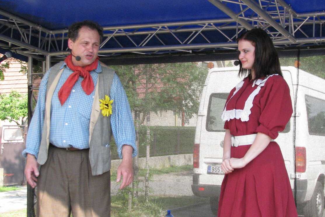 250 Petr Kubec a Kateřina Klečková-Staropražský kabaret